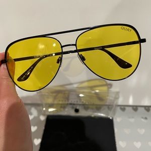 Quay x Desi Yellow Sunnies